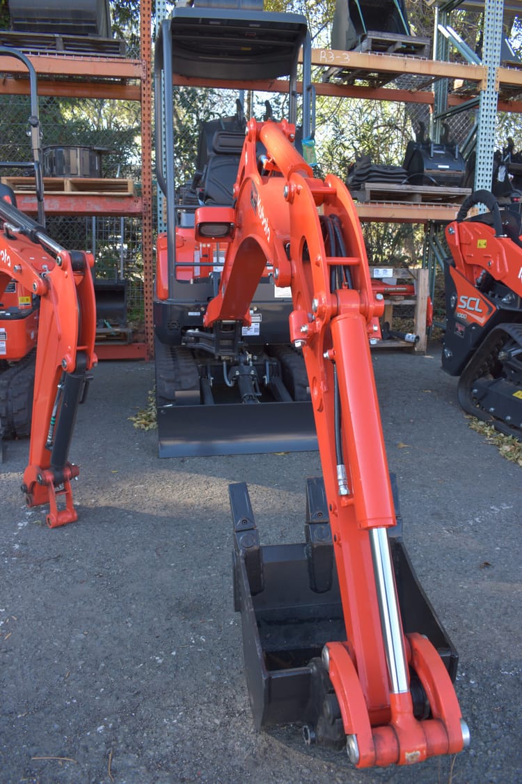 U17 Compact Excavator